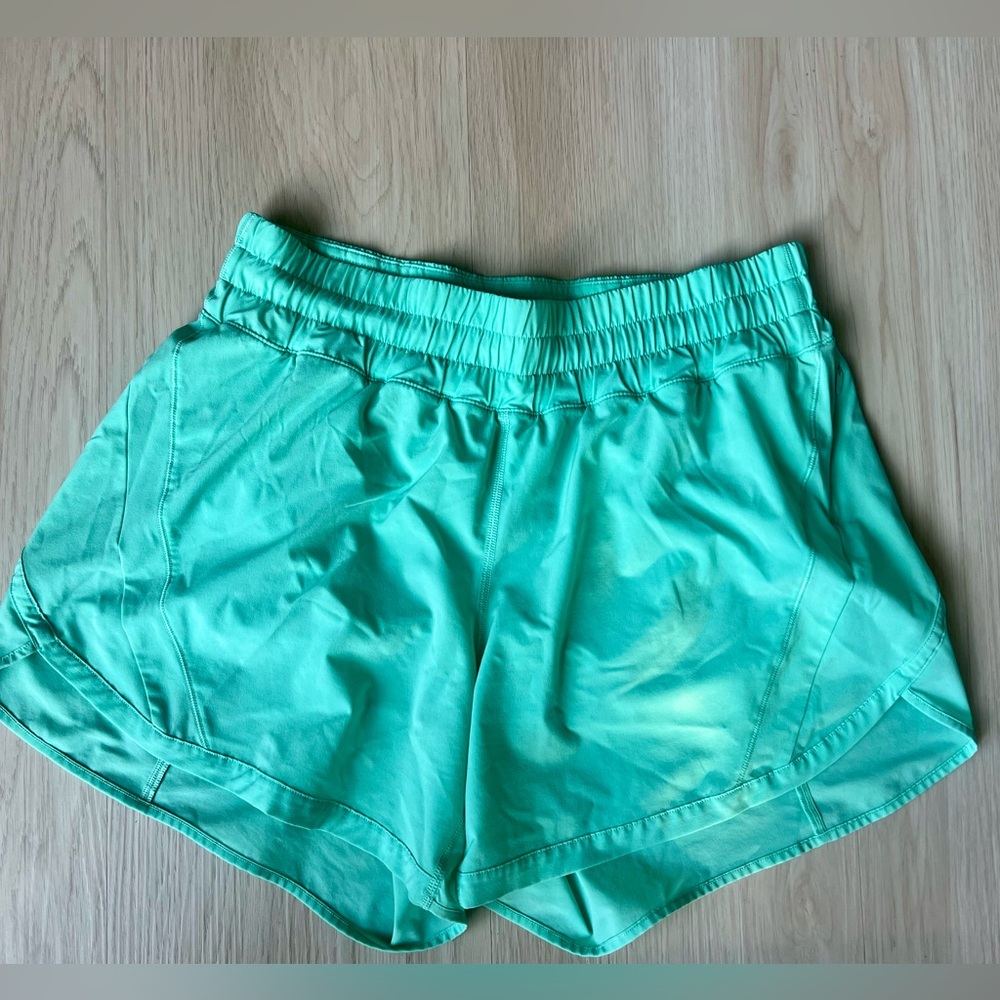 Lululemon track mid rise short, 5”